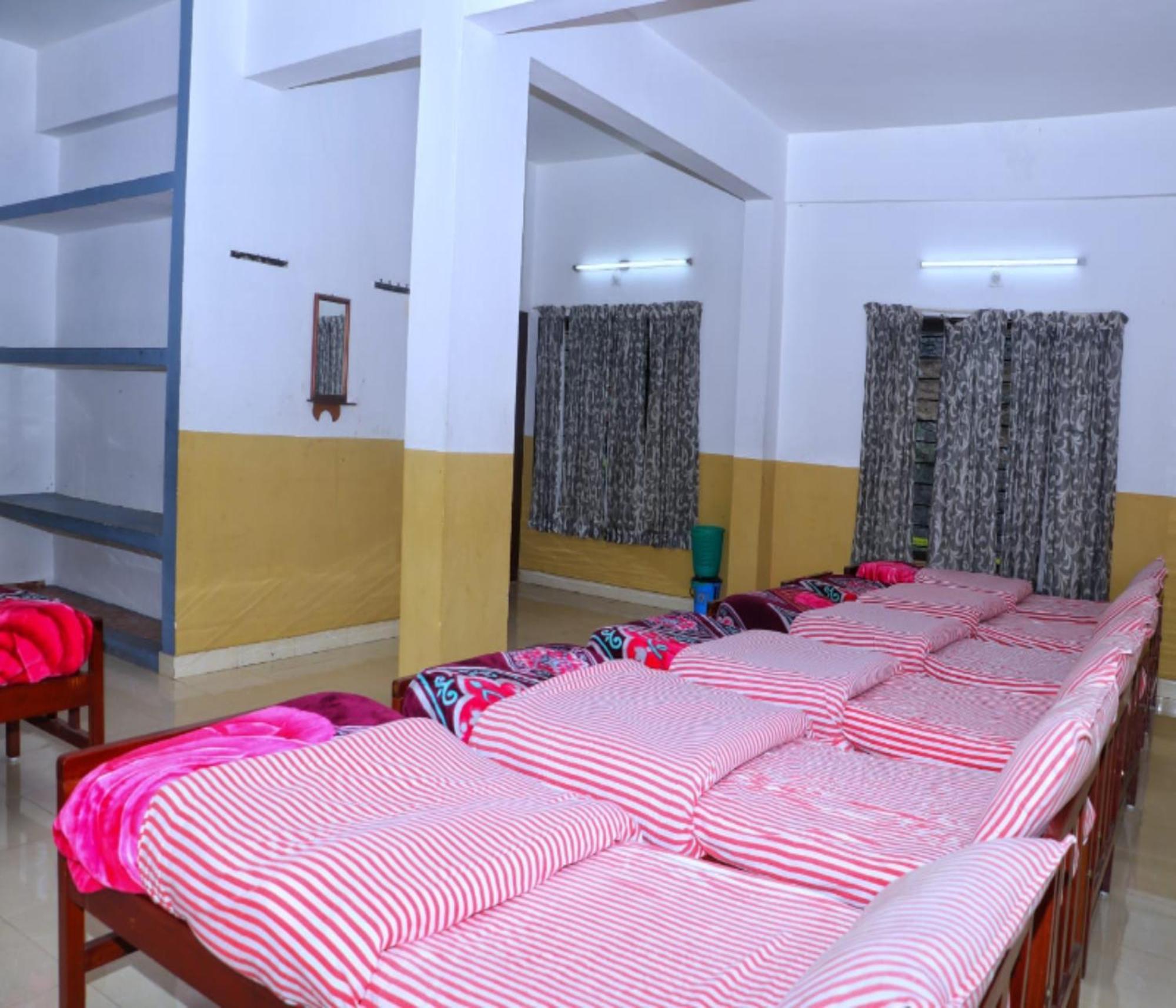Hotel Ac Mist Munnar Exterior foto